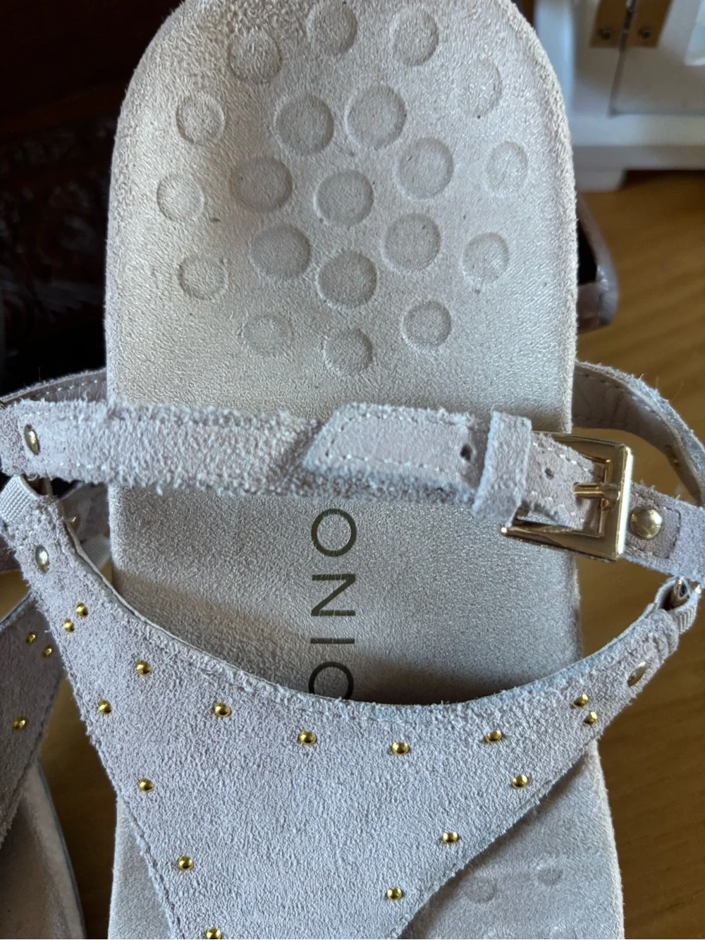 Vionic Taupe Suede Thong Sandals with Gold Studs